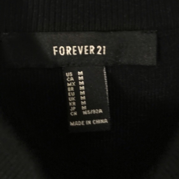 FOREVER 21 Black knit cold shoulder top - Picture 3 of 3